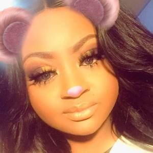 Meet your Posher, Candace